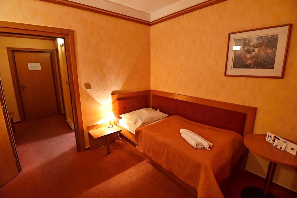 Hotel Prosper Čeladná Екстериор снимка