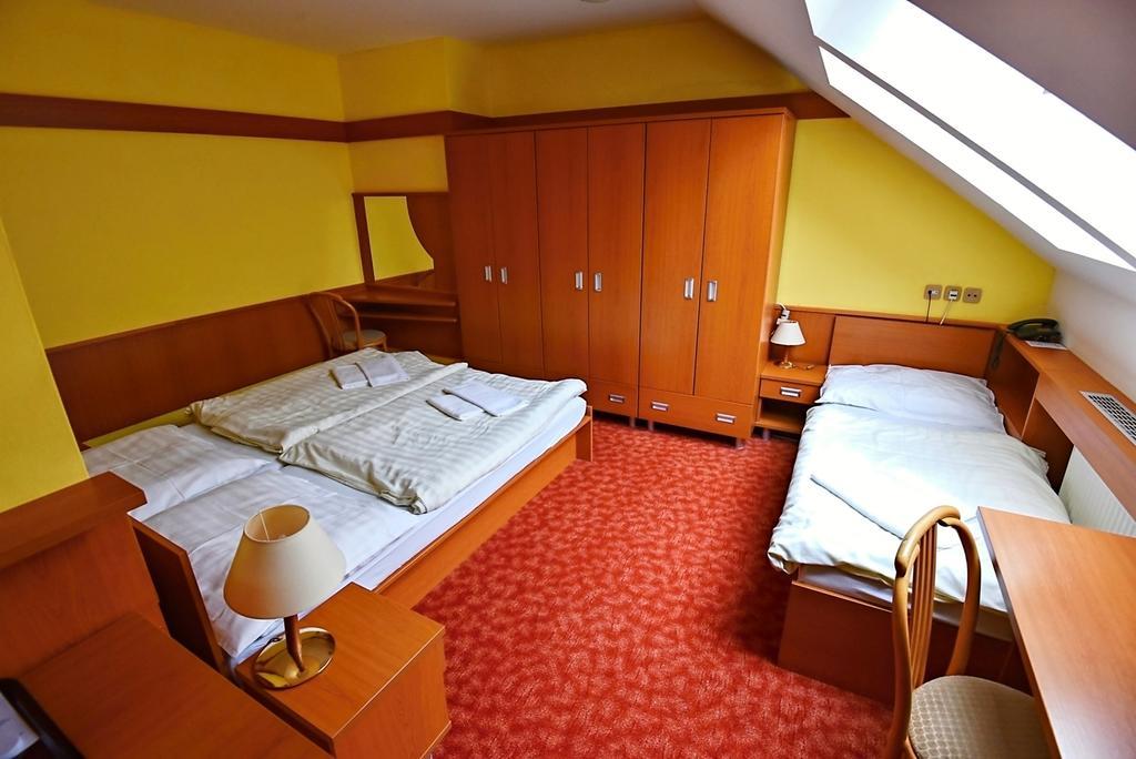 Hotel Prosper Čeladná Екстериор снимка