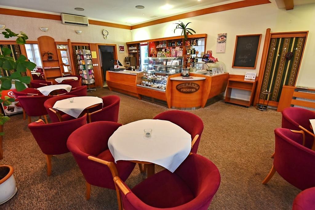Hotel Prosper Čeladná Екстериор снимка