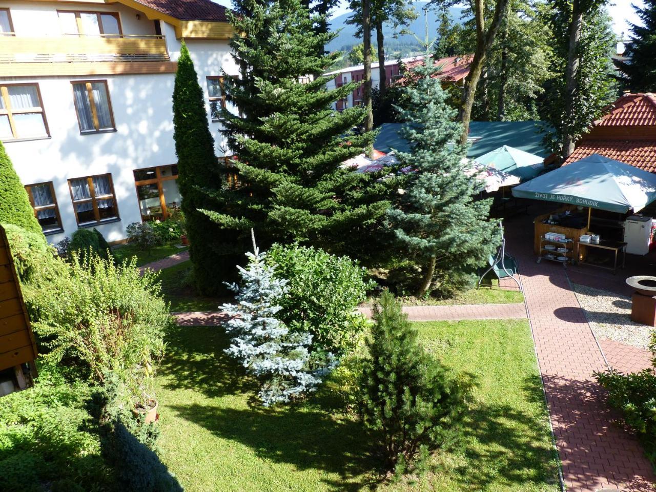 Hotel Prosper Čeladná Екстериор снимка