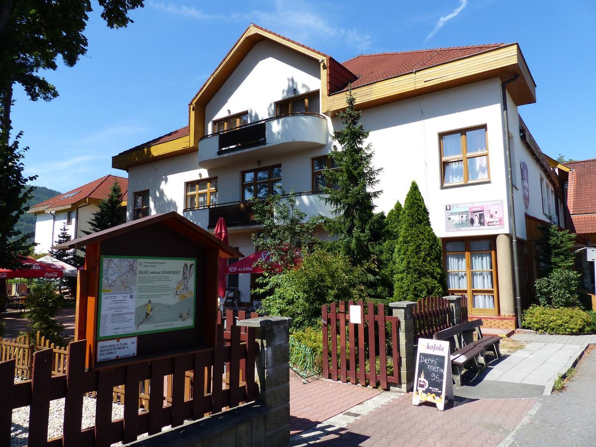 Hotel Prosper Čeladná Екстериор снимка