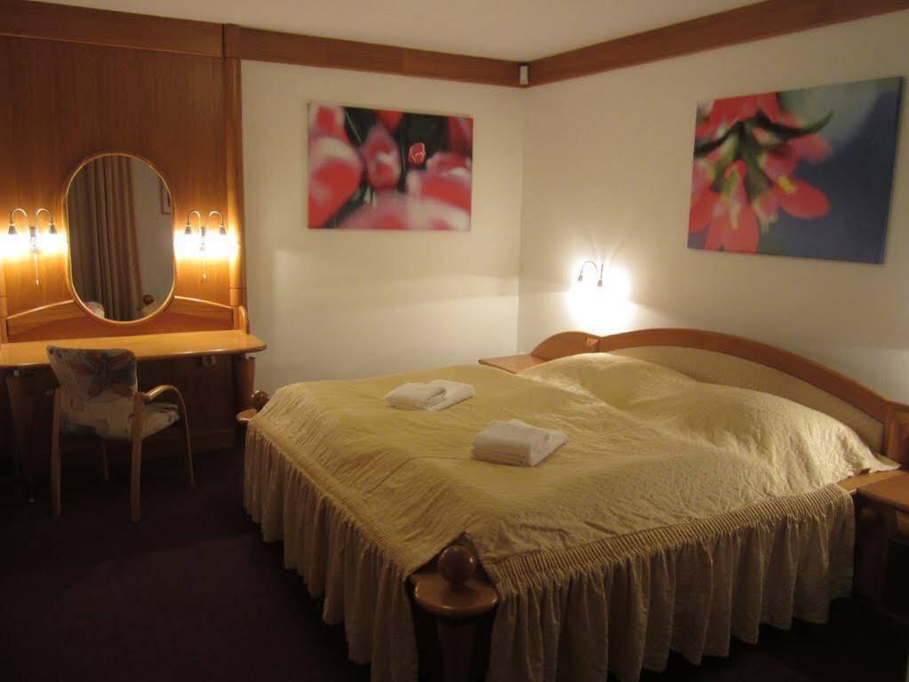 Hotel Prosper Čeladná Екстериор снимка